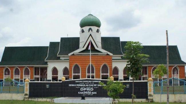 Kejati Riau Akan Periksa 4 Anggota DPRD Siak, Ada Apa Gerangan?